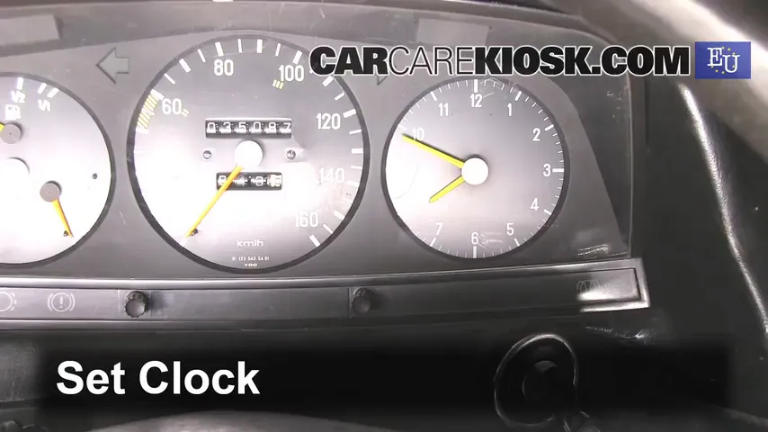 1983 Mercedes-Benz 200D 2.0L 4 Cyl. Diesel Clock